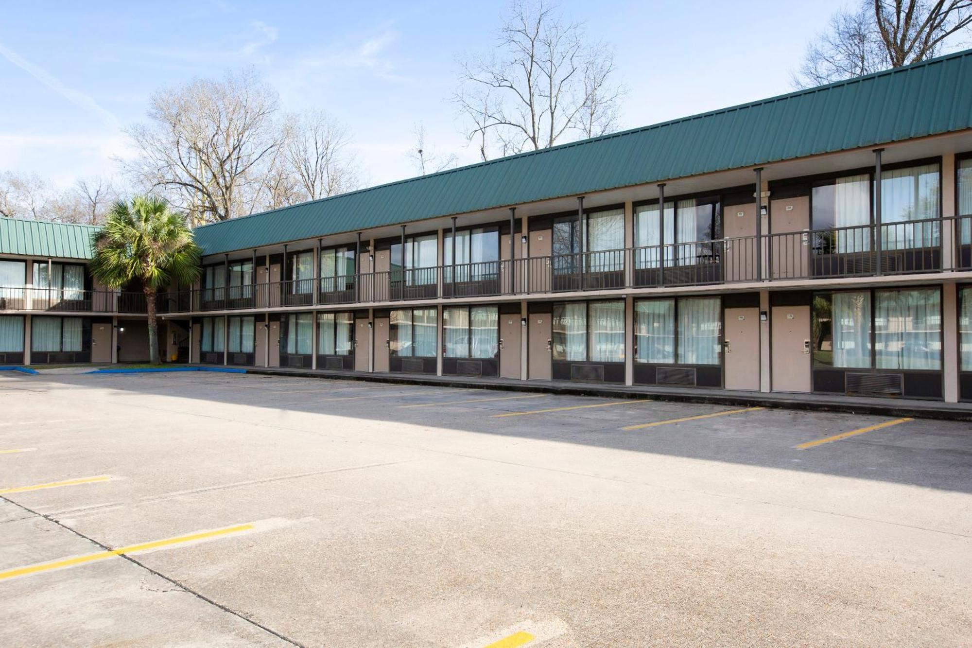 Oyo Hotel Port Allen La I-10 West Екстер'єр фото
