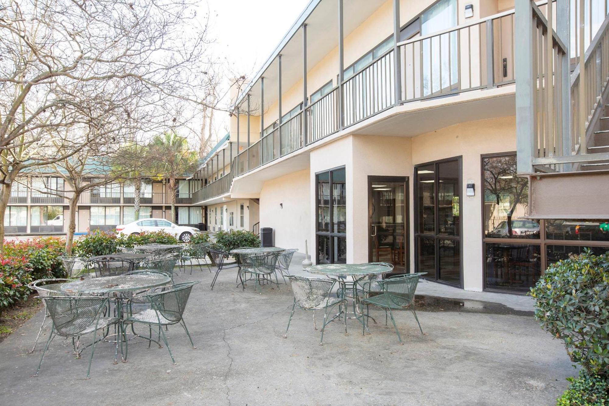 Oyo Hotel Port Allen La I-10 West Екстер'єр фото