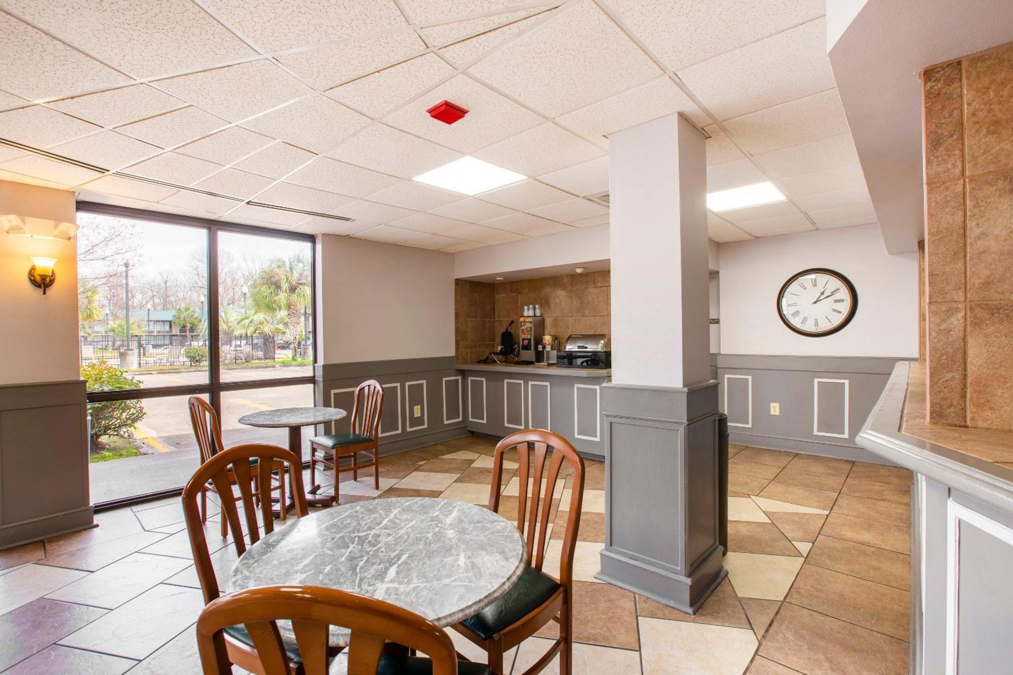 Oyo Hotel Port Allen La I-10 West Екстер'єр фото